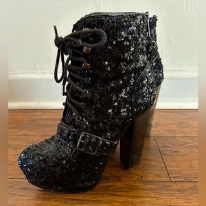 Steve Madden Black Sequin “Carnaby” lace up heels, Sz: 7.